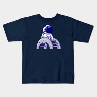 Cute Astronaut Play Toy Ladder Cartoon Kids T-Shirt